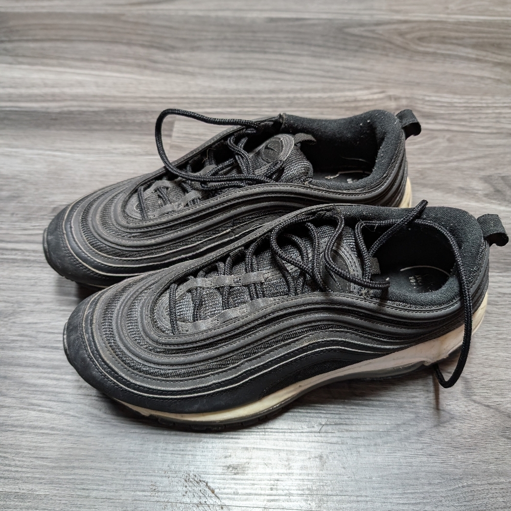 Nike Air Max 97 size 9.5